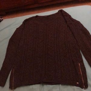 American eagle sweater